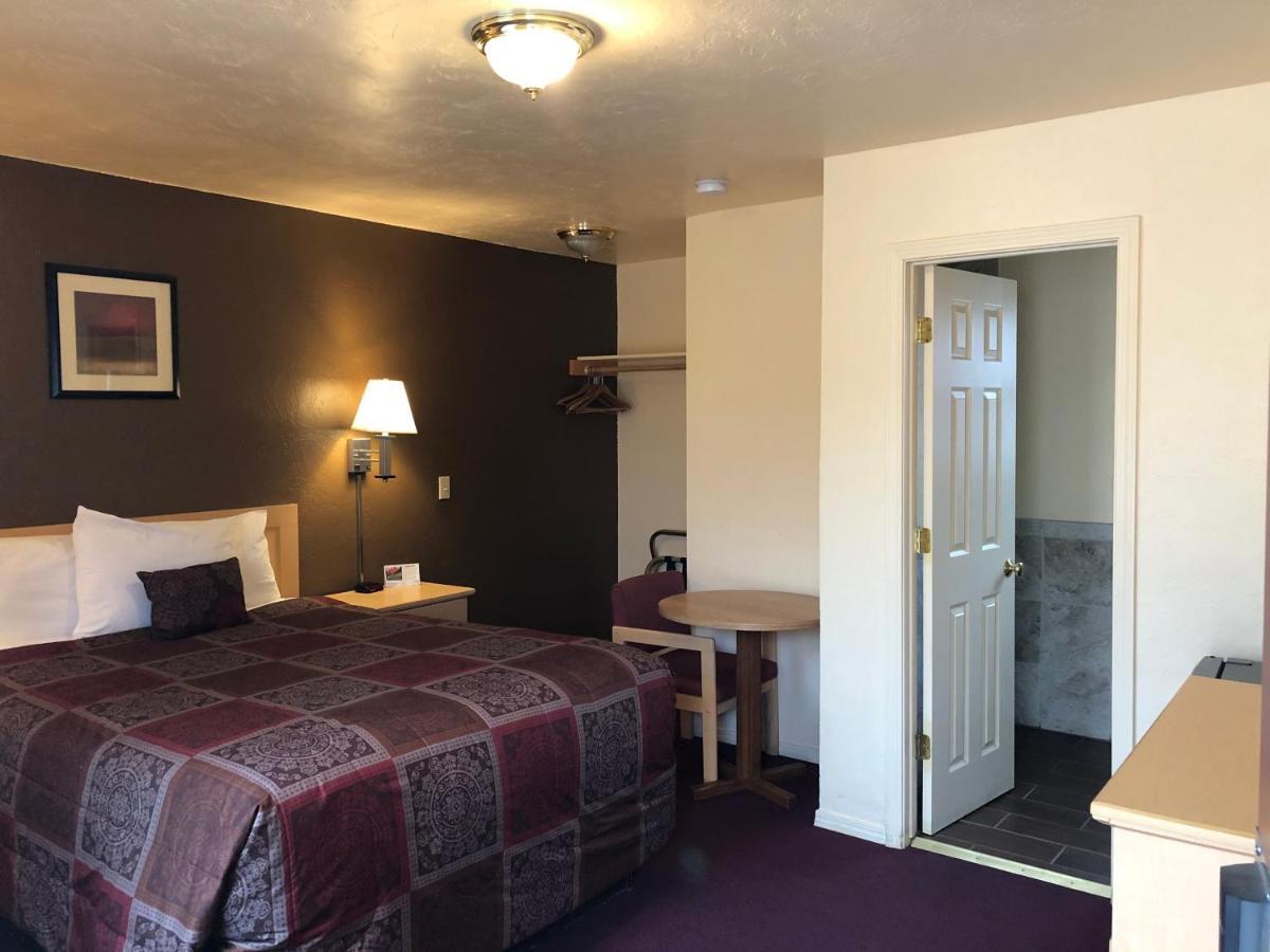 Scottish Inn Winnemucca Buitenkant foto